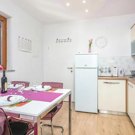 Cozy In * Нивице